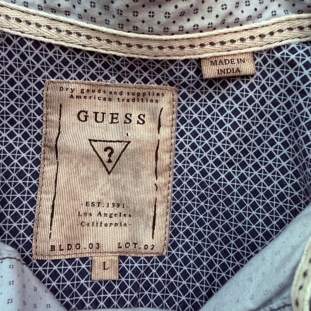 Guess Mens Short Sleeve Button Down Shirt Blue Geometric Ombre SM42H31W4VC L - Picture 4 of 8